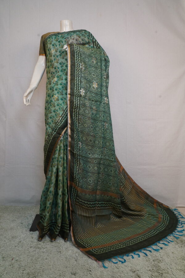 Linen Embroidered Kurta