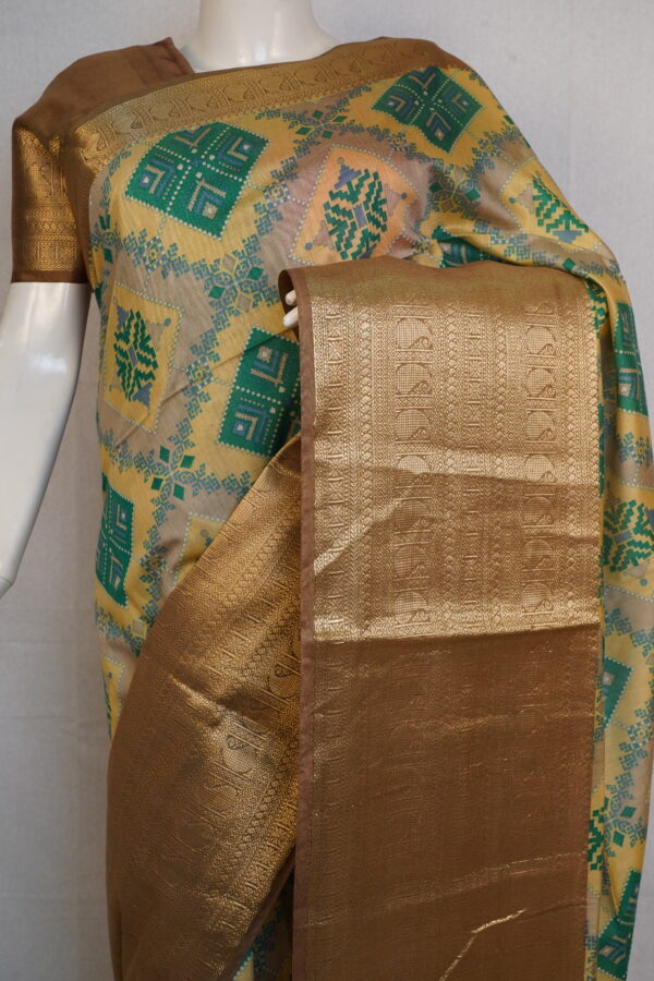 Kota Silk Belted Suit